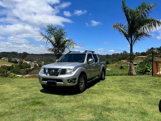 NISSAN FRONTIER 2.5 SL 4X4 CD TURBO ELETRONIC DIESEL 4P AUTOMÁTICO NISSAN FRONTIER 2.5 SL 4X4 CD TURBO ELETRONIC DIESEL 4P AUTOMÁTICO